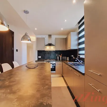 Viewpoint - Spacious 3br In St Julians Saint Julian's